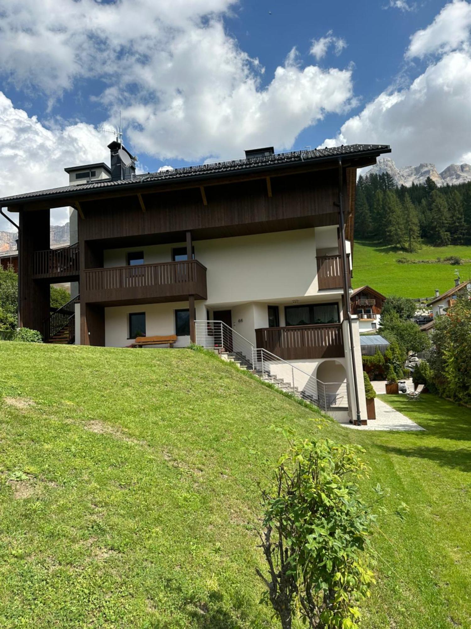 Apartment Ciasa Laoi San Cassiano  Exterior foto